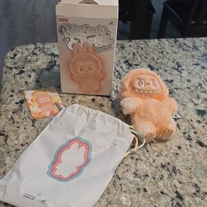 Labubu Big Into Energy - Happiness - POP MART